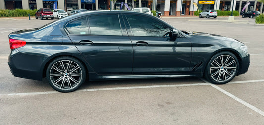 BMW 5 Series Sedan