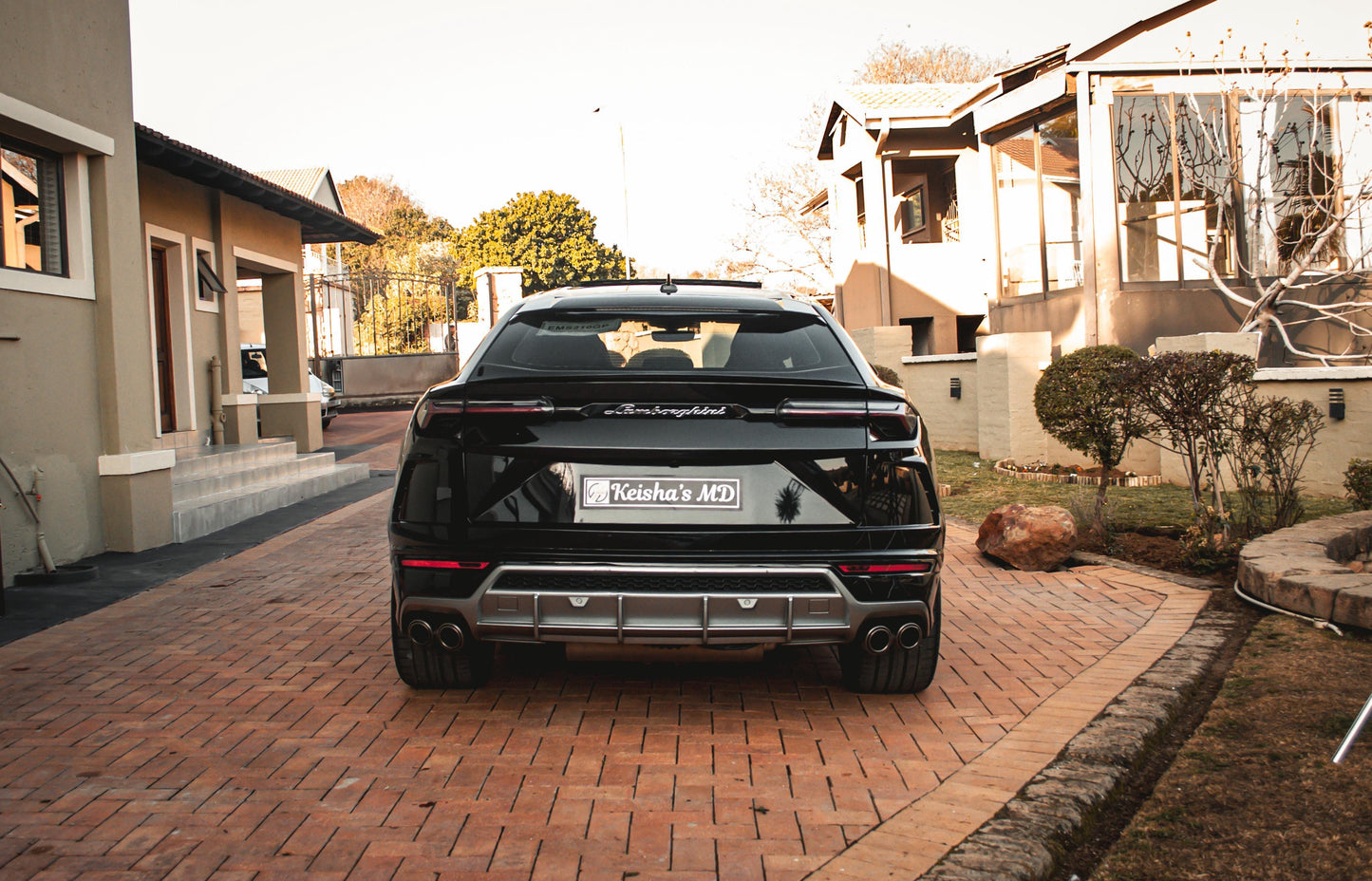 Lamborghini Urus Black