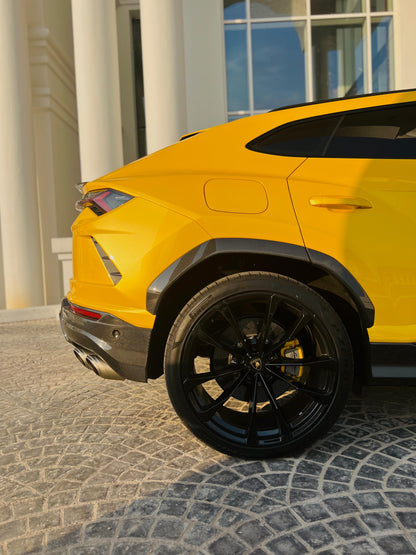 Lamborghini Urus Yellow