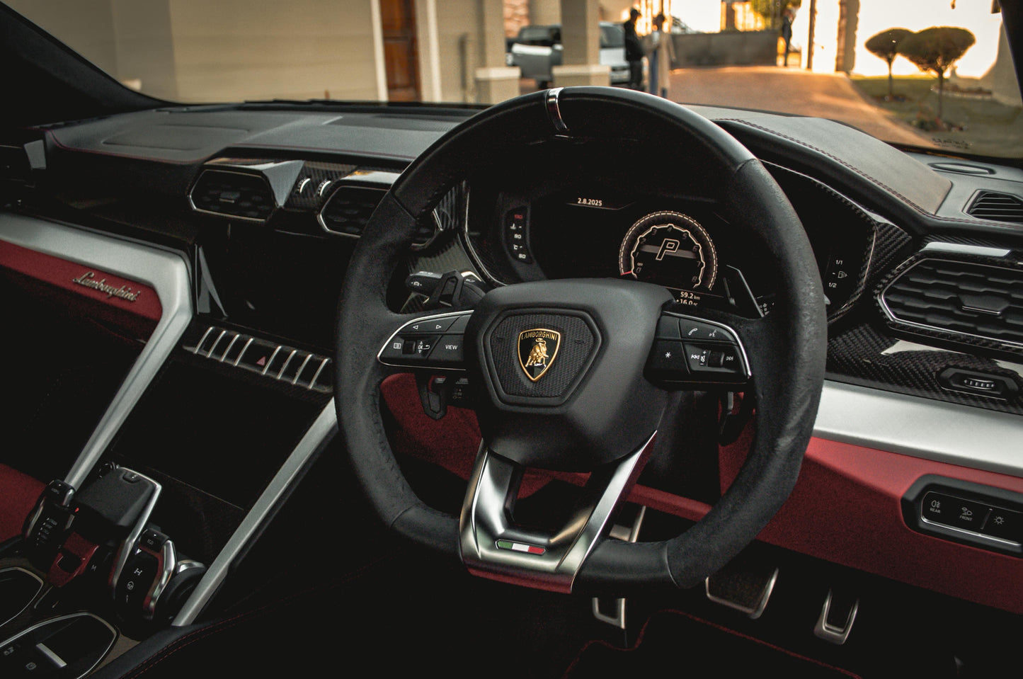 Lamborghini Urus Black