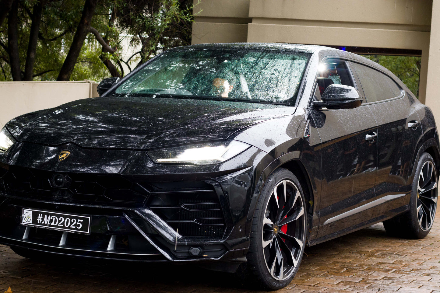 Lamborghini Urus Black