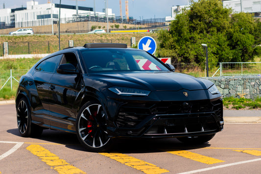 Lamborghini Urus Black