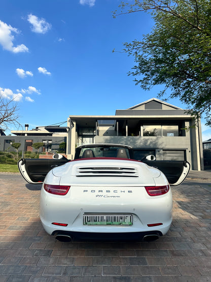 Porsche 911 Carrera